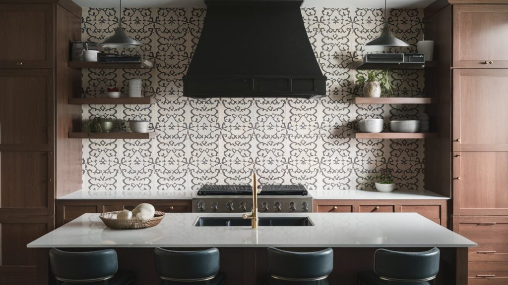 Oversized patterned tile backsplash with a vintage-inspired design