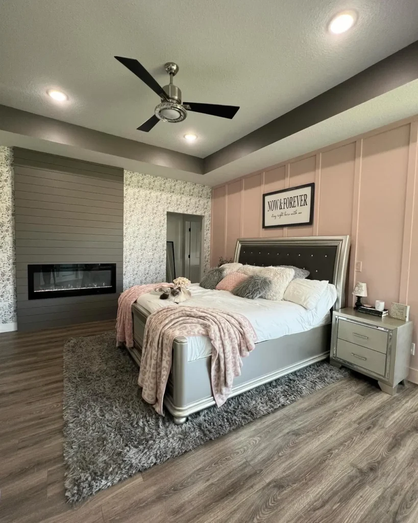 A Bedroom With A Minimalist Modern Design And Dark Tones