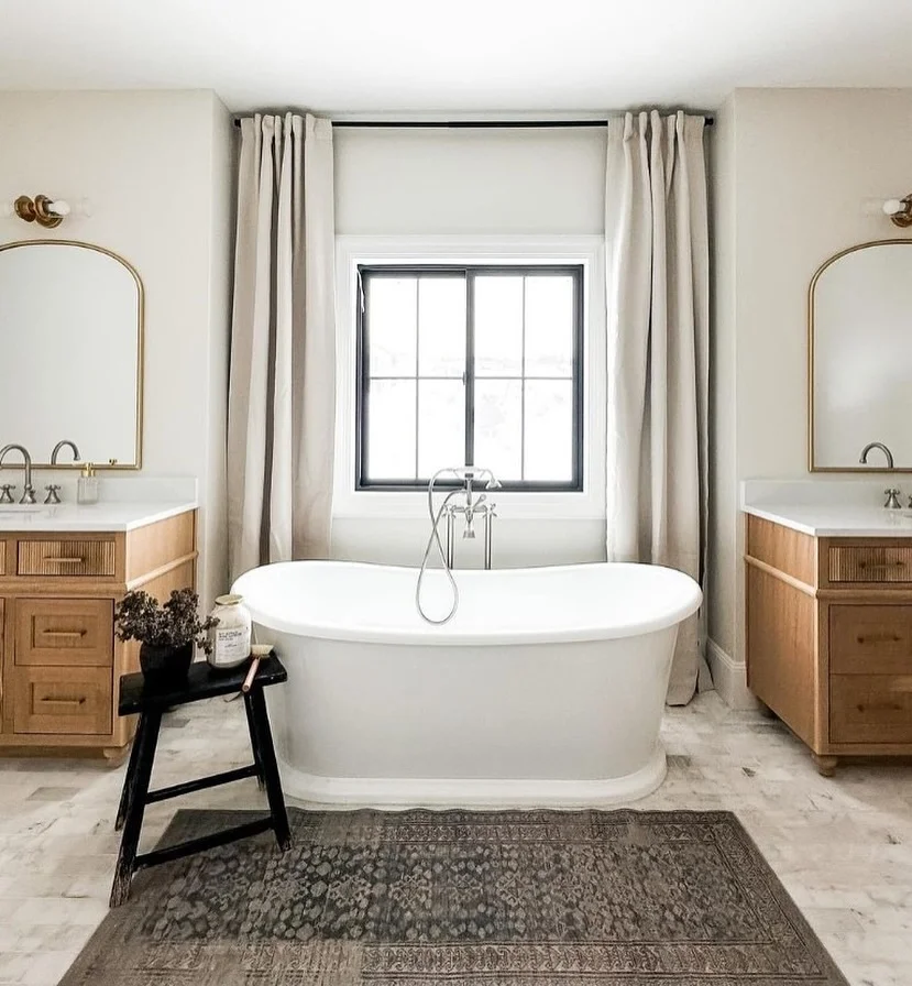 Charming Simplicity Cozy Bath Space